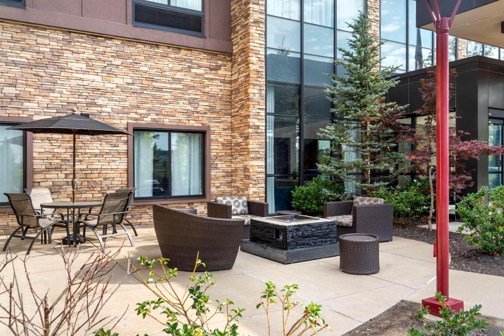 Best Western Plus Cranberry-Pittsburgh North Cranberry Township Exterior photo