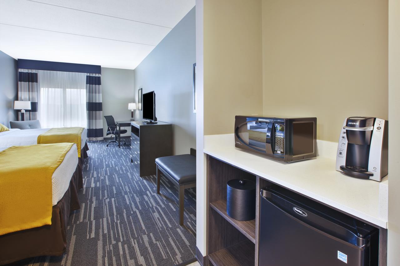 Best Western Plus Cranberry-Pittsburgh North Cranberry Township Exterior photo